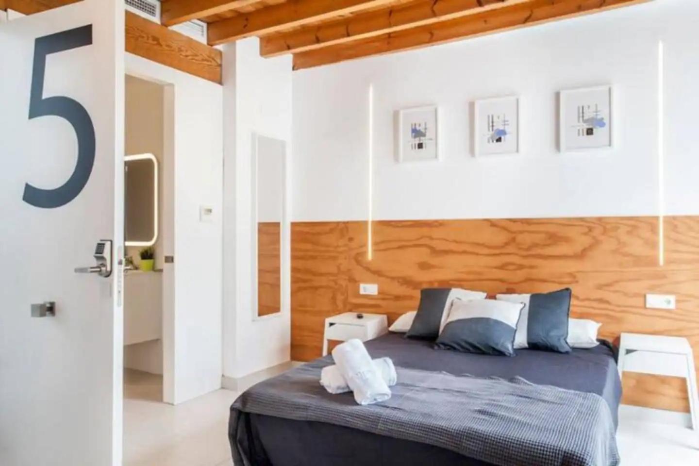 Apartamento Soleado En Plaza Del Carmen Valence Extérieur photo