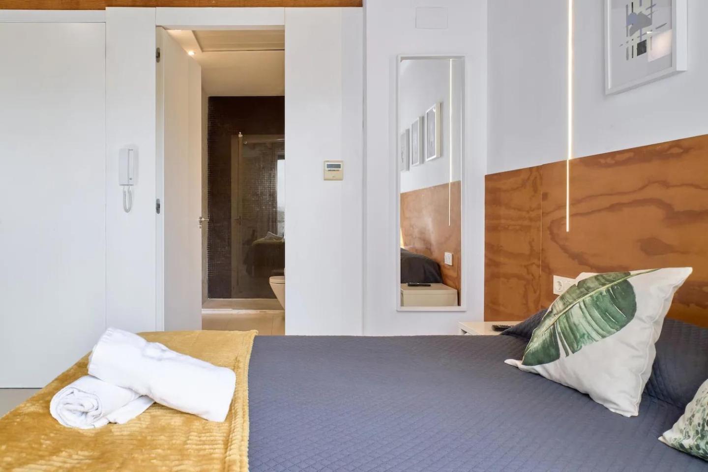 Apartamento Soleado En Plaza Del Carmen Valence Extérieur photo